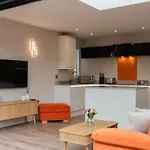 بيت للعطل Charming Newly Renovated In هاروغايت