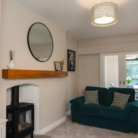 Charming Newly Renovated In Nyaraló Harrogate