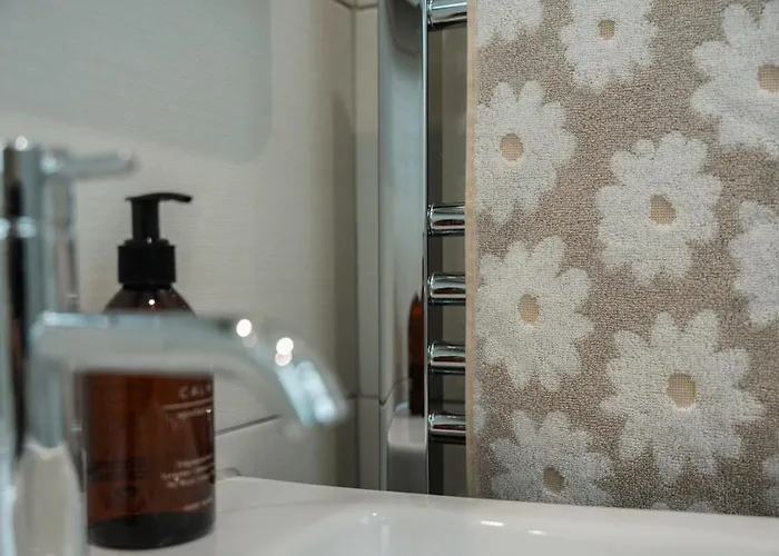 Charming Newly Renovated In Ferienhaus Harrogate